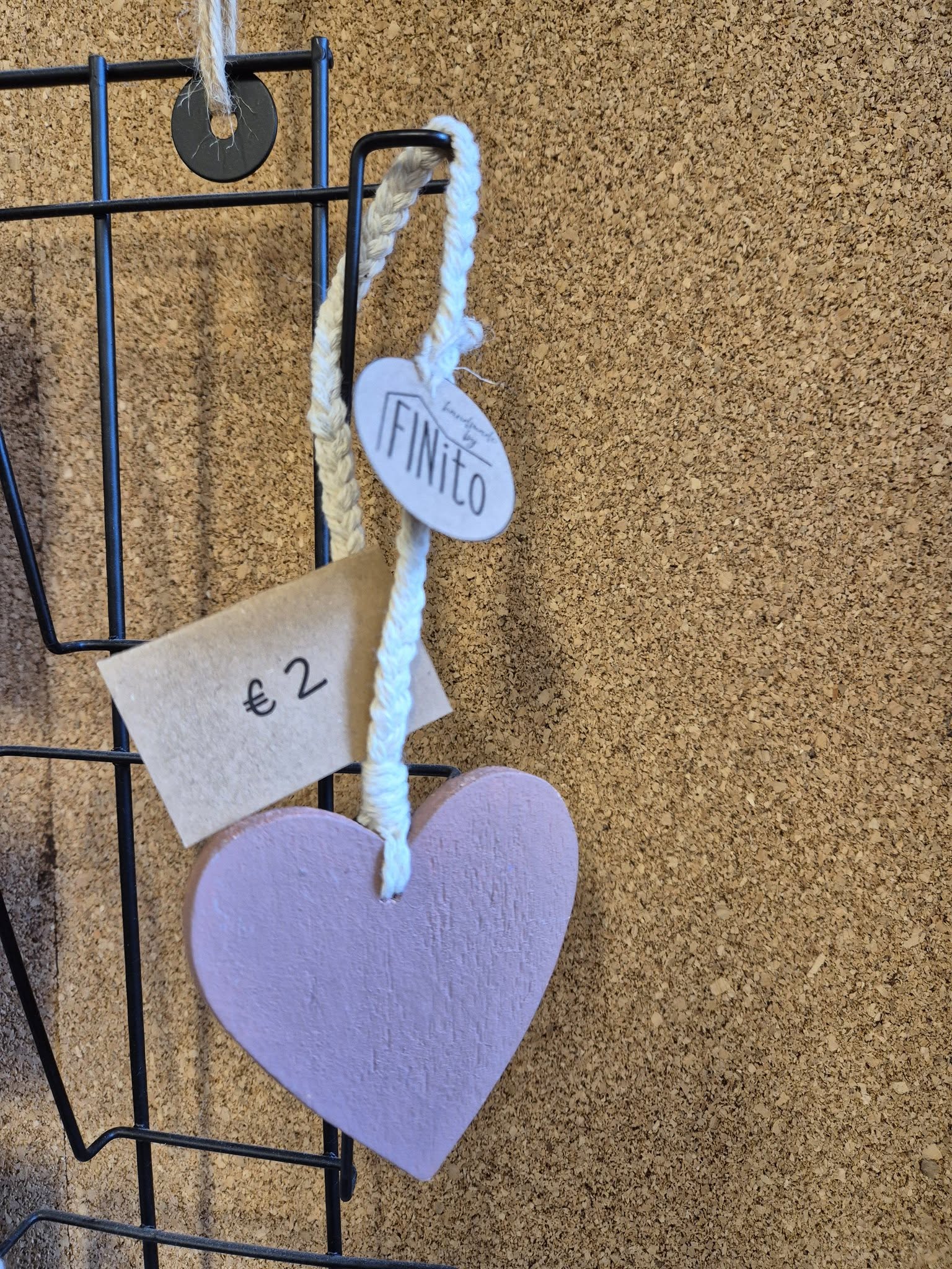 Paarse hartjeshanger